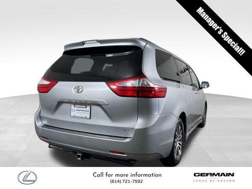 2019 Toyota Sienna XLE