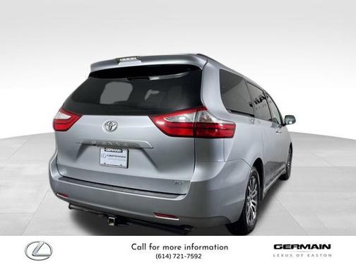 2019 Toyota Sienna XLE