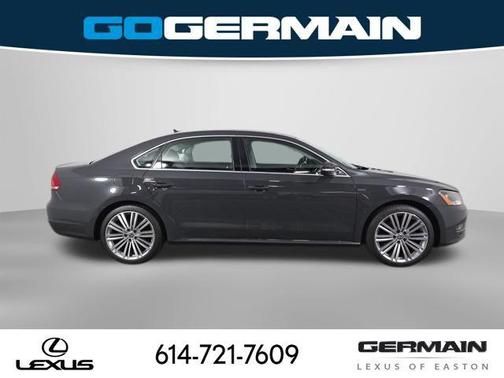 Urano Gray 2014 Volkswagen Passat 1.8T Auto Sport