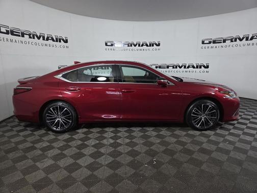 2025 Lexus ES 350 Base