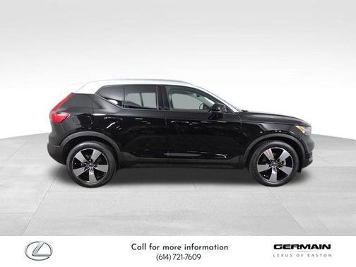 2019 Volvo XC40 T5 Momentum