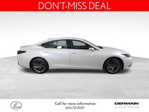 2025 Lexus ES 300h Ultra Luxury