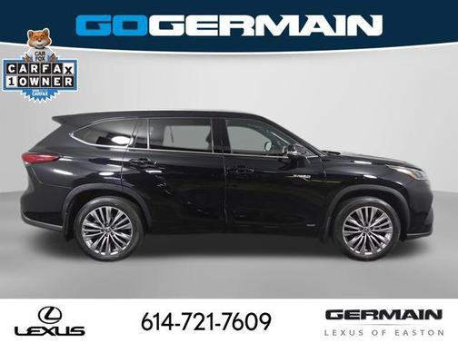 Midnight Black Metallic 2021 Toyota Highlander Hybrid Platinum