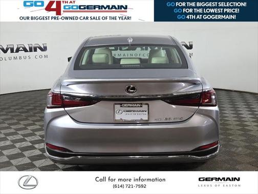 2022 Lexus ES 250 Base