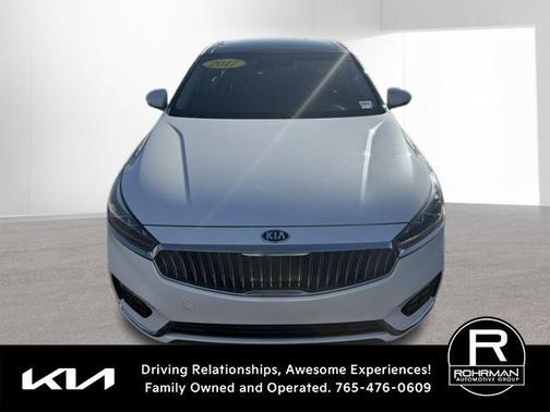 2017 Kia Cadenza Technology