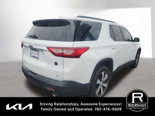 Summit White 2020 Chevrolet Traverse LT Leather