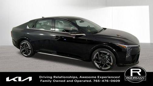 Aurora Black Pearl 2026 Kia K4 GT-LINE