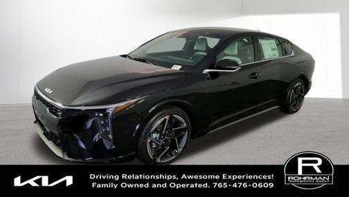 Aurora Black Pearl 2026 Kia K4 GT-LINE