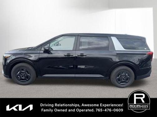 2025 Kia Carnival LXS