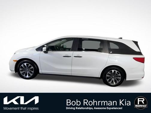 White 2022 Honda Odyssey EX-L
