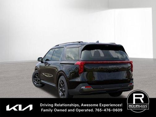 Aurora Black Pearl 2026 Kia Carnival Hybrid SX