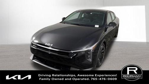 Aurora Black Pearl 2026 Kia K4 EX