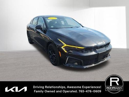 Aurora Black Pearl 2025 Kia K5 LXS