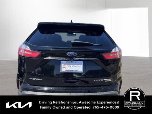 Agate Black Metallic 2019 Ford Edge Titanium