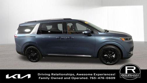 2024 Kia Carnival SX