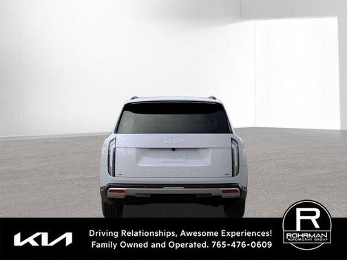 Glacial White Pearl 2027 Kia Telluride SX