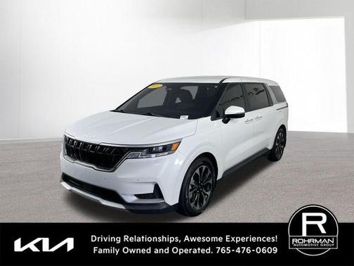 2023 Kia Carnival EX