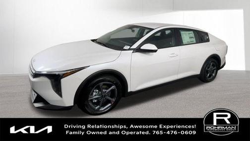 Snow White Pearl 2026 Kia K4 LXS