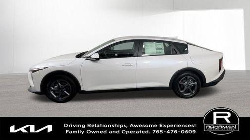 Snow White Pearl 2026 Kia K4 LXS