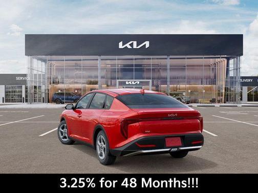 2025 Kia K4 LXS