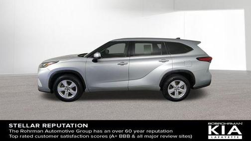 2022 Toyota Highlander LE
