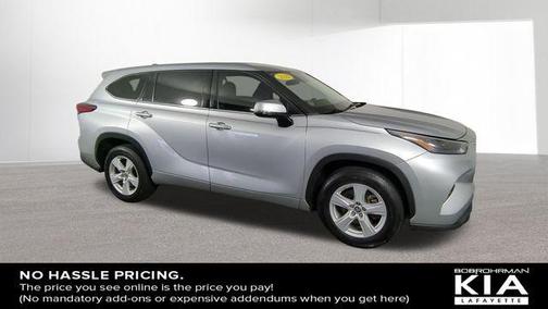 2022 Toyota Highlander LE