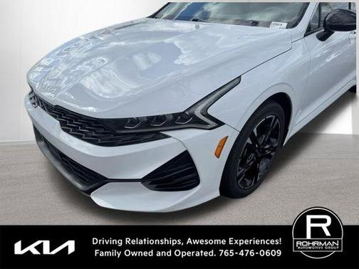 Glacial White Pearl 2024 Kia K5 GT-Line