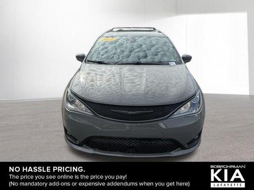 2020 Chrysler Pacifica Touring-L Plus