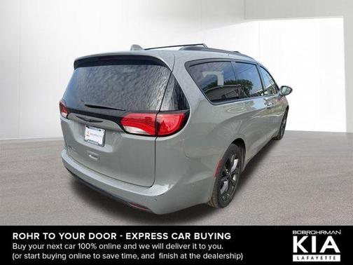 2020 Chrysler Pacifica Touring-L Plus