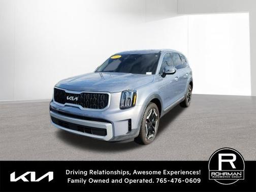 Everlasting Silver 2025 Kia Telluride EX
