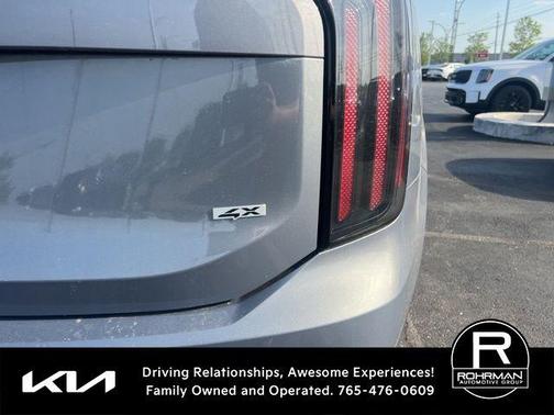 Everlasting Silver 2025 Kia Telluride EX