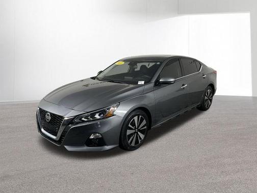 2020 Nissan Altima 2.5 SV