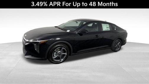 Aurora Black Pearl 2026 Kia K4 LXS