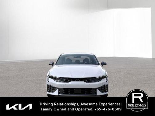 Snow White Pearl 2026 Kia K5 GT-Line