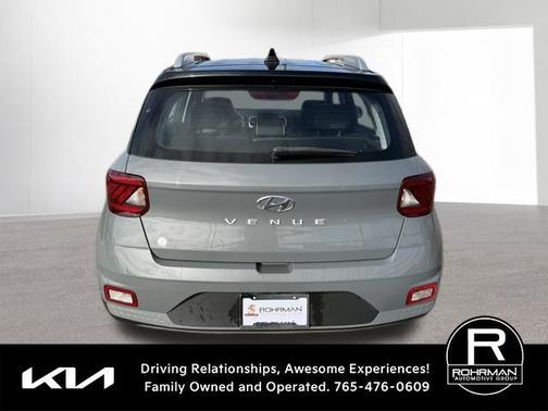 2022 Hyundai VENUE Limited