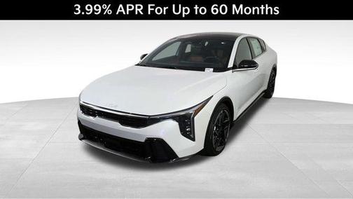 Snow White Pearl 2026 Kia K4 GT-LINE