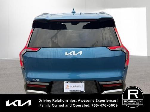 2024 Kia EV9 Land