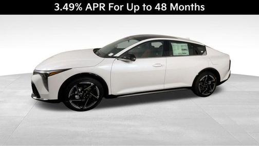 Snow White Pearl 2026 Kia K4 GT-LINE