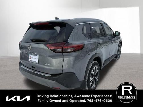 2023 Nissan Rogue SV