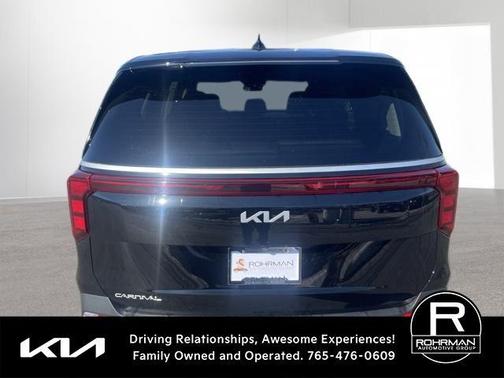 2025 Kia Carnival LXS