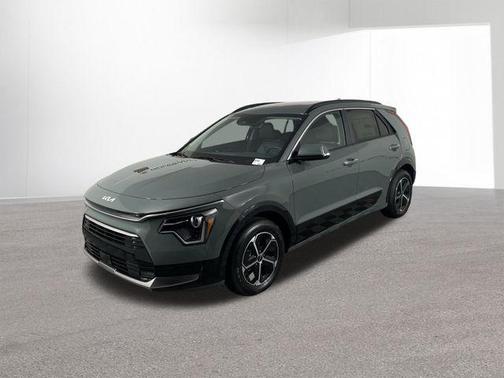2025 Kia Niro SX