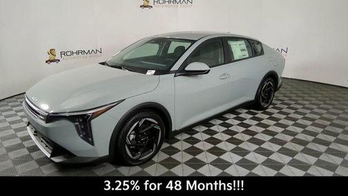 2025 Kia K4 EX