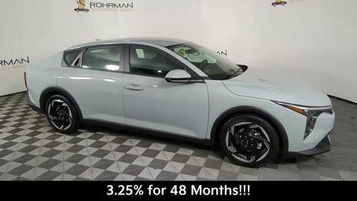 2025 Kia K4 EX