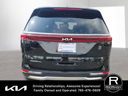Aurora Black Pearl 2024 Kia Carnival SX Prestige