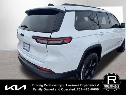 2023 Jeep Grand Cherokee L Laredo