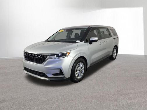 2022 Kia Carnival LXS