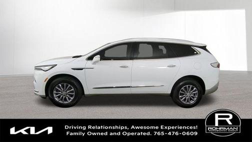 2024 Buick Enclave Essence