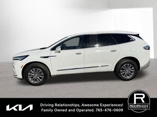 2024 Buick Enclave Essence