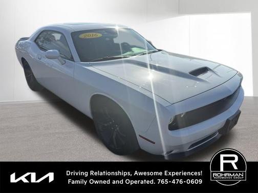 2016 Dodge Challenger SXT