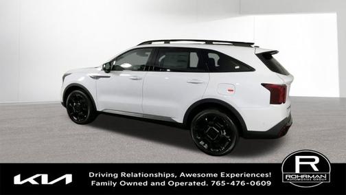 Glacial White Pearl 2026 Kia Sorento X-Line SX